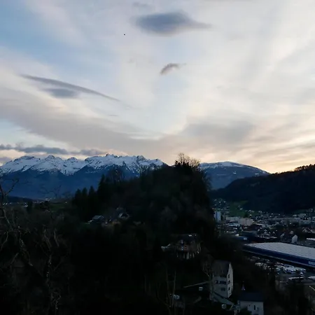 - Sleeps 3 - Balcony - Garden Daire Feldkirch