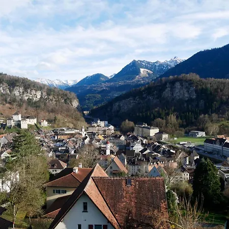 - Sleeps 3 - Balcony - Garden Apartamento Feldkirch