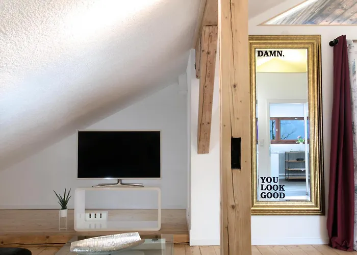 Daire - Sleeps 3 - Balcony - Garden Feldkirch